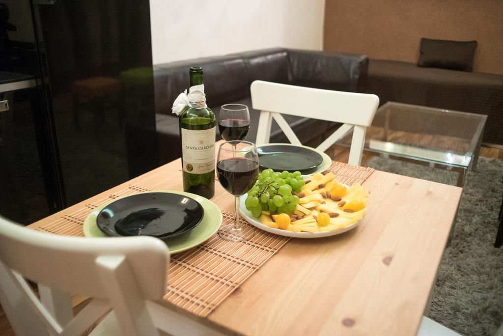 Apartamento Inviting Flat In The Heart Of Town Budapest Exterior foto